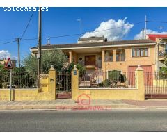 CASA EN VENTA EN DESAMPARADOS