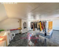 CASA EN VENTA EN DESAMPARADOS
