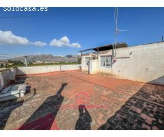 CASA EN VENTA EN DESAMPARADOS