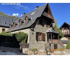 Casa Unifamiliar de Gran capacidad en Garos