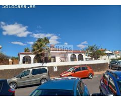 Chalet independiente con vistas en Costa del Silencio , Arona