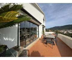 Villa de diseño frente al mar