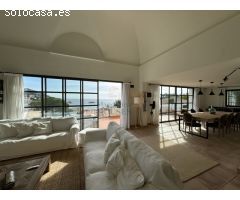 Villa de diseño frente al mar