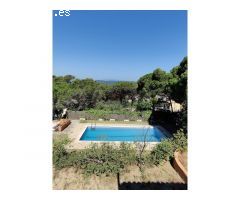 Casa con vistas al mar y jardín en Roca Grossa. A 5 minutos del centro de Lloret