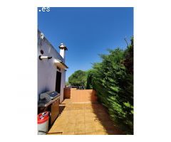 Casa con vistas al mar y jardín en Roca Grossa. A 5 minutos del centro de Lloret