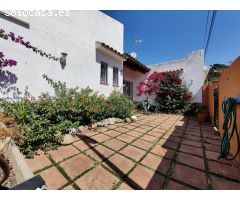 Casa con vistas al mar y jardín en Roca Grossa. A 5 minutos del centro de Lloret