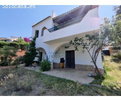 Casa con vistas al mar y jardín en Roca Grossa. A 5 minutos del centro de Lloret