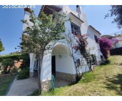 Casa con vistas al mar y jardín en Roca Grossa. A 5 minutos del centro de Lloret