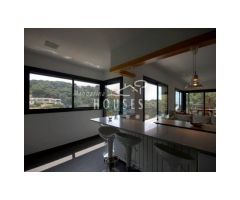 Casa con piscina en Cala Canyelles. Licencia turística.