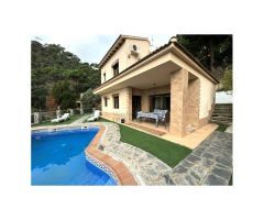 Casa con licencia turística y vistas al mar