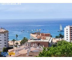 Ático en Fenals con vistas al mar y gran terraza solárium