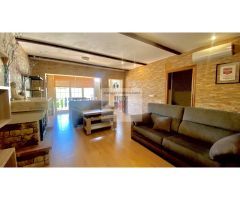 CHALET PAREADO ZONA GORMAIG