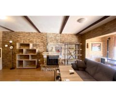 CHALET PAREADO ZONA GORMAIG
