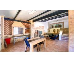 CHALET PAREADO ZONA GORMAIG