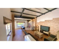 CHALET PAREADO ZONA GORMAIG