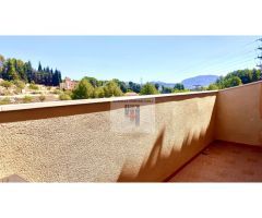 CHALET PAREADO ZONA GORMAIG