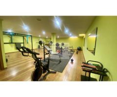 CHALET PAREADO ZONA GORMAIG