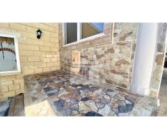 CHALET PAREADO ZONA GORMAIG