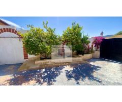 CHALET PAREADO ZONA GORMAIG
