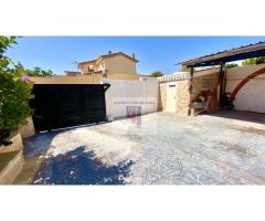 CHALET PAREADO ZONA GORMAIG