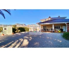 CHALET VENTA ZONA ALCOY
