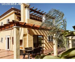 CHALET -CASA DE CAMPO EN CAMPO DE GOLF
