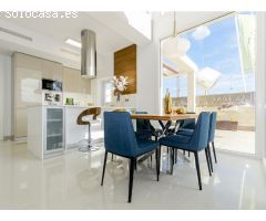 CHALET INDEPENDIENTE CON PISCINA Y PARCELA EN VERA PLAYA