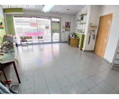 ¡Oportunidad Única en Centre Vila! Local Comercial en Venta: Espacio Versátil y