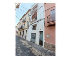¡Oportunidad Única! Local Comercial en Torrelles de Foix por Solo 25.000€