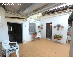 ¡Encantadora Casa de Pueblo para Reformar en Santa Margarida i els Monjos!