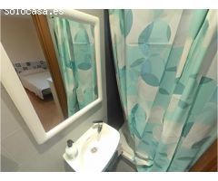 ¡Oportunidad única en Segur de Calafell! Ático dúplex con terraza privada y dos