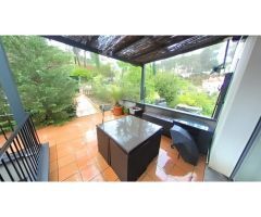 Casa Unifamiliar Moderna en Venta en Urbanización Les Colines, Olivella: Espacio