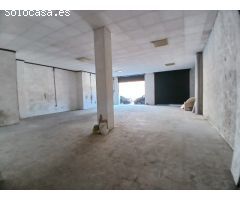 Oportunidad Única: Amplio Local en Venta en el Barrio Espirall, Vilafranca del