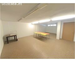 Oportunidad Única: Local Comercial en Venta/Alquiler en el Barrio de Poblenou,