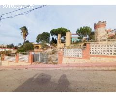 Oportunidad única para vivir en la urbanización Can Rosell, Subirats.