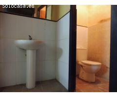 Bajos comercial con espacio diáfano en venta Centre Vila, Vilafranca del Penedés