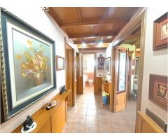 Chalet unifamiliar en venta Pacs del Penedés, Barcelona.