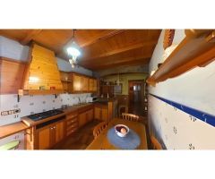 Chalet unifamiliar en venta Pacs del Penedés, Barcelona.