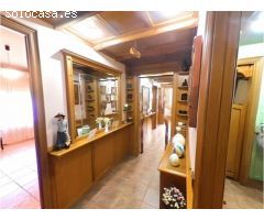 Chalet unifamiliar en venta Pacs del Penedés, Barcelona.