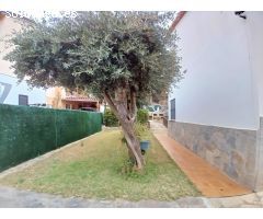 Tu oasis privado a 5 minutos de Sitges - Casa con jardín en Mas Alba