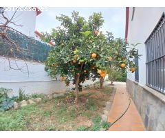 Tu oasis privado a 5 minutos de Sitges - Casa con jardín en Mas Alba