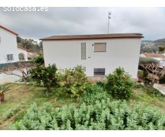 Tu oasis privado a 5 minutos de Sitges - Casa con jardín en Mas Alba