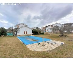 ¡Gran Oportunidad! Casa a 4 Vientos con Piscina, Jardín y Posibilidad de