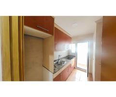¡Oportunidad única en Segur de Calafell! Piso con piscina, terraza, parking y