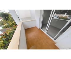 ¡Oportunidad única en Segur de Calafell! Piso con piscina, terraza, parking y
