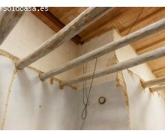 Reforma a tu gusto en el centro de LArboç - Casa con carácter y muchas