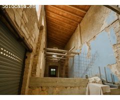Reforma a tu gusto en el centro de LArboç - Casa con carácter y muchas