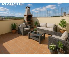 Ático dúplex con terraza, piscina y vistas en Santa Margarida i els Monjos -