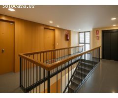 Ático dúplex con terraza, piscina y vistas en Santa Margarida i els Monjos -