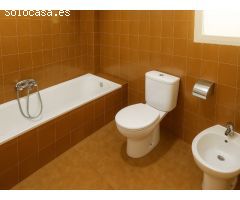 Amplia casa con jardín y piscina en pleno corazón de Guardiola de Font-Rubí